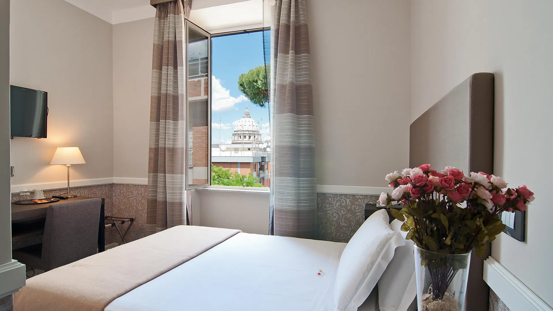 Fragrance Hotel St. Peter Rom Italien